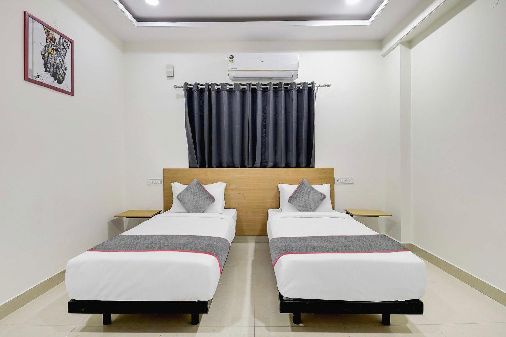 היידראבד Super Townhouse De Alphabet Hotel Kukatpally Nexus Mall מראה חיצוני תמונה